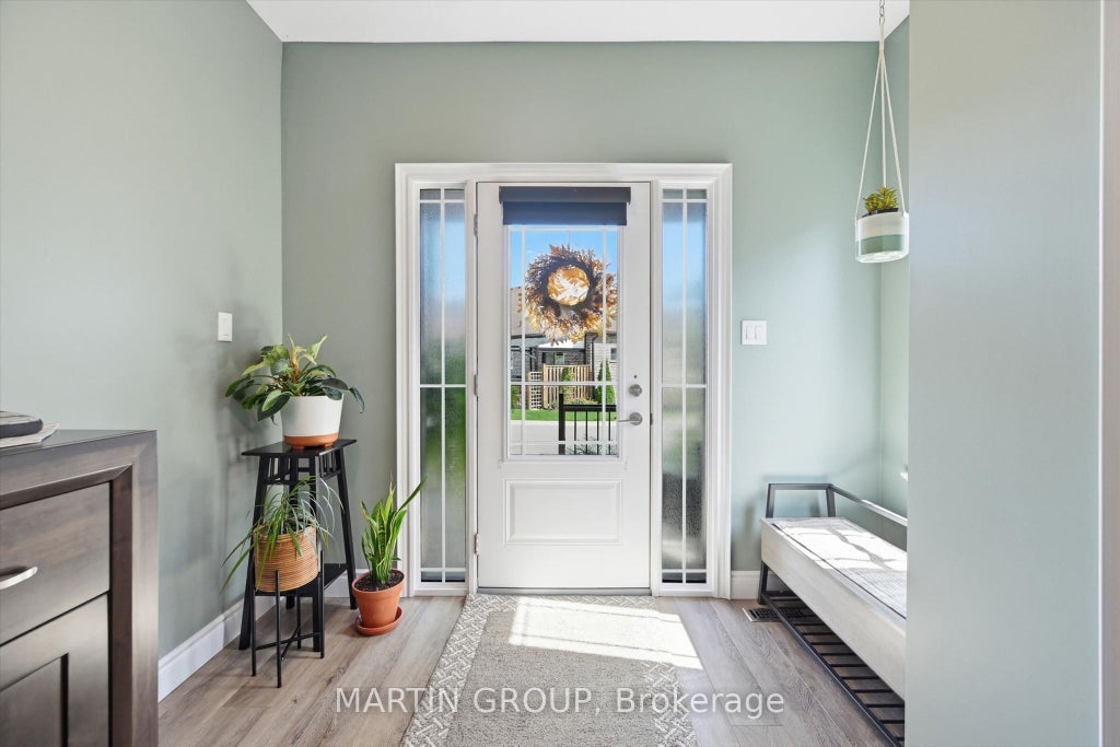 Photo of 35 Tamarack Way, Norfolk, ON N3Y 0E7 (MLS # X13766598)