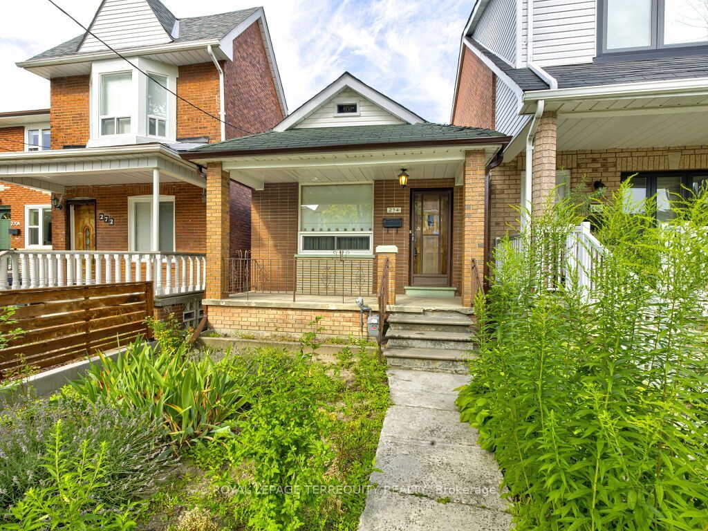 Photo of 274 Harvie Avenue, Toronto, ON M6E 4K6 (MLS # W13665832)