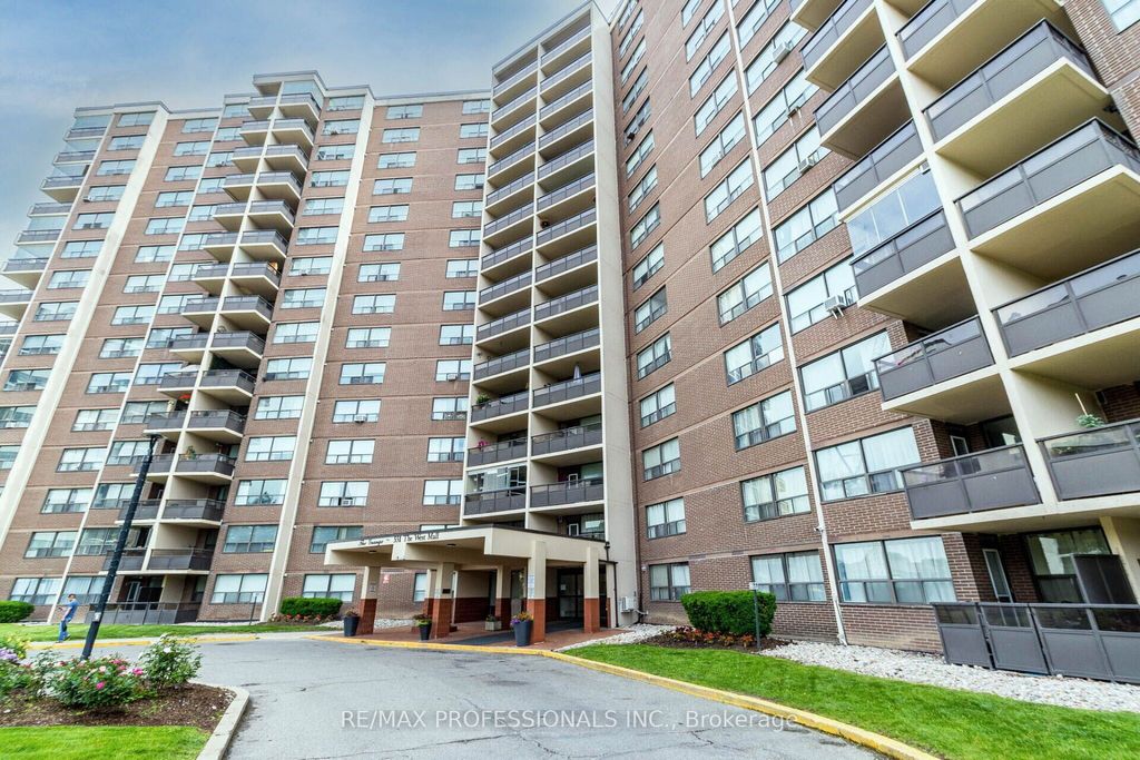 Photo of 551 The West Mall N/A #1618, Toronto, ON M9C 1G7 (MLS # W13055258)