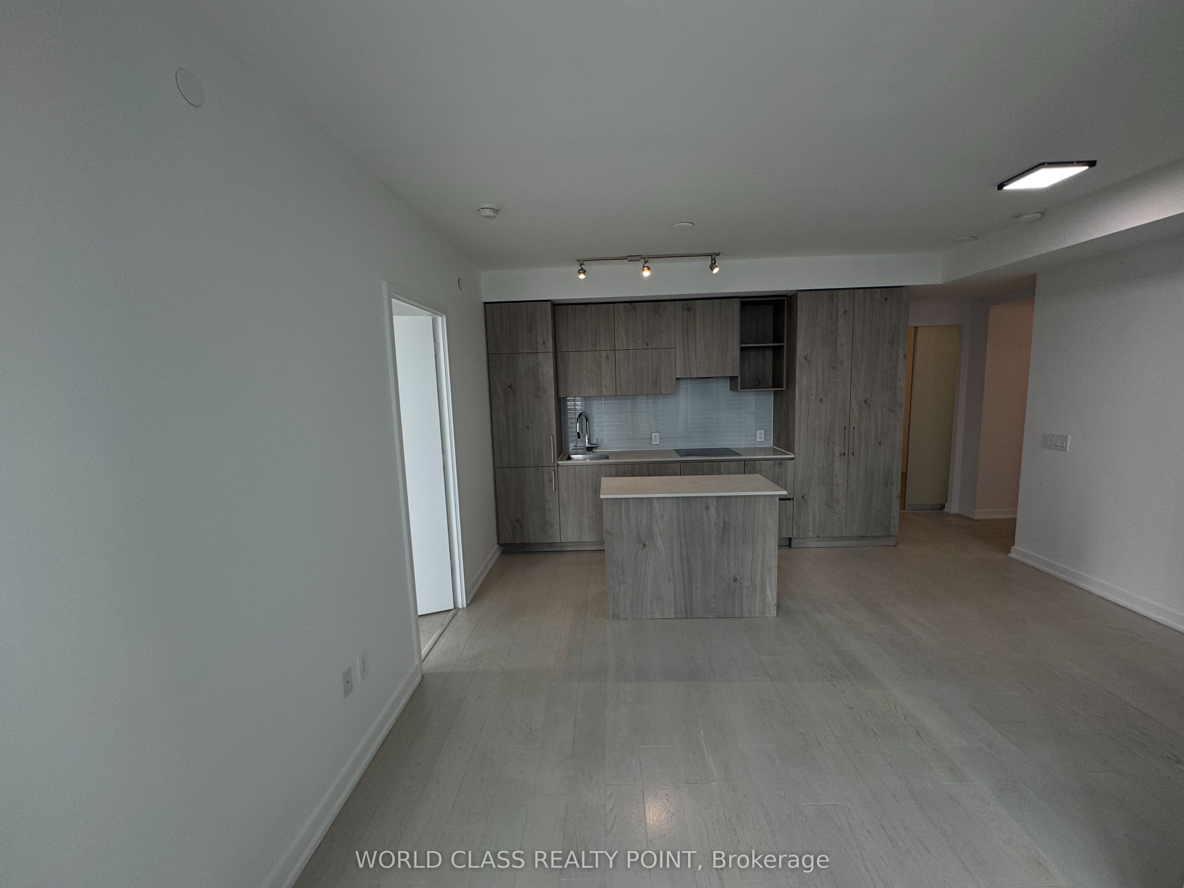 1 Yorkville Avenue 1505