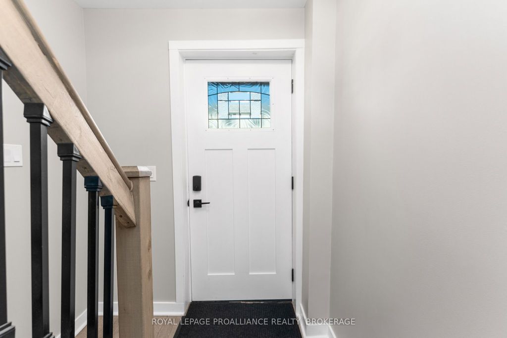 Photo of 457 Garden Street, Gananoque, ON K7G 1J6 (MLS # X12450672)