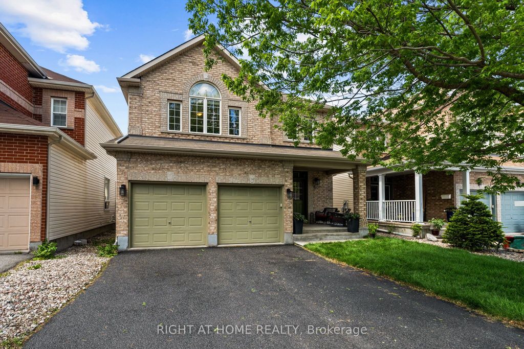 Photo of 517 STONECHURCH Way, Barrhaven, ON K2J 0C6 (MLS # X13215094)