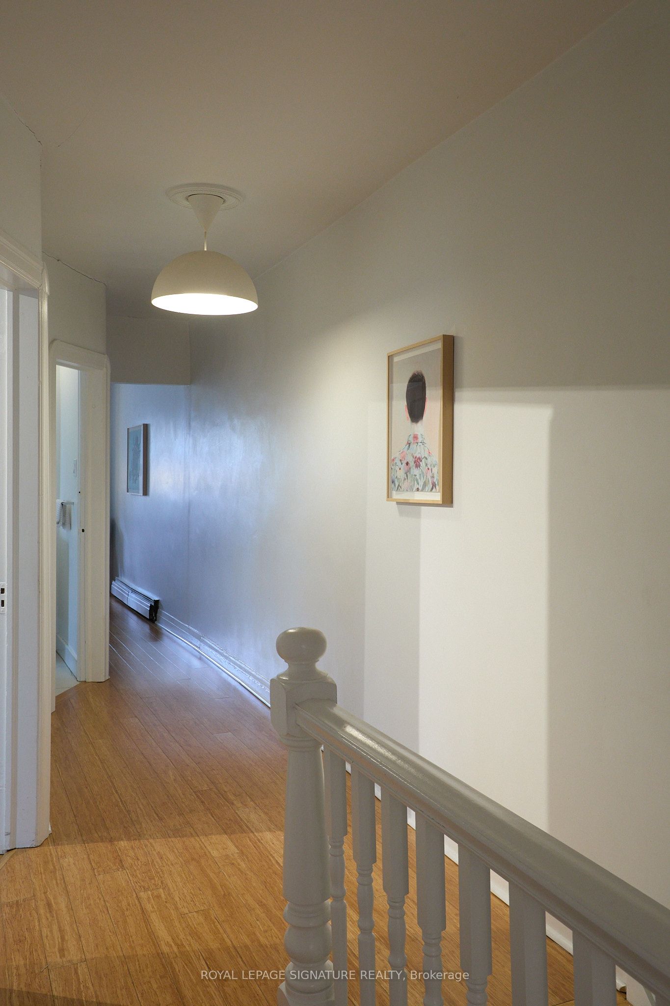 Toronto, ON M6G 2Y3, Canada, 3 Bedrooms Bedrooms, ,1 BathroomBathrooms,Residential,Active,102818