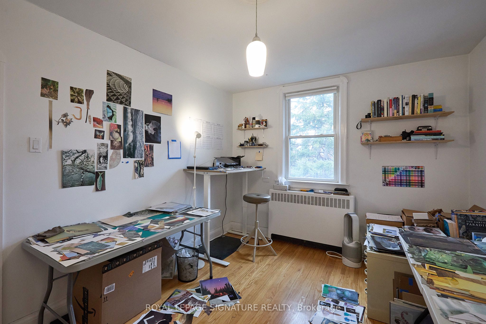 Toronto, ON M6G 2Y3, Canada, 3 Bedrooms Bedrooms, ,1 BathroomBathrooms,Residential,Active,102818