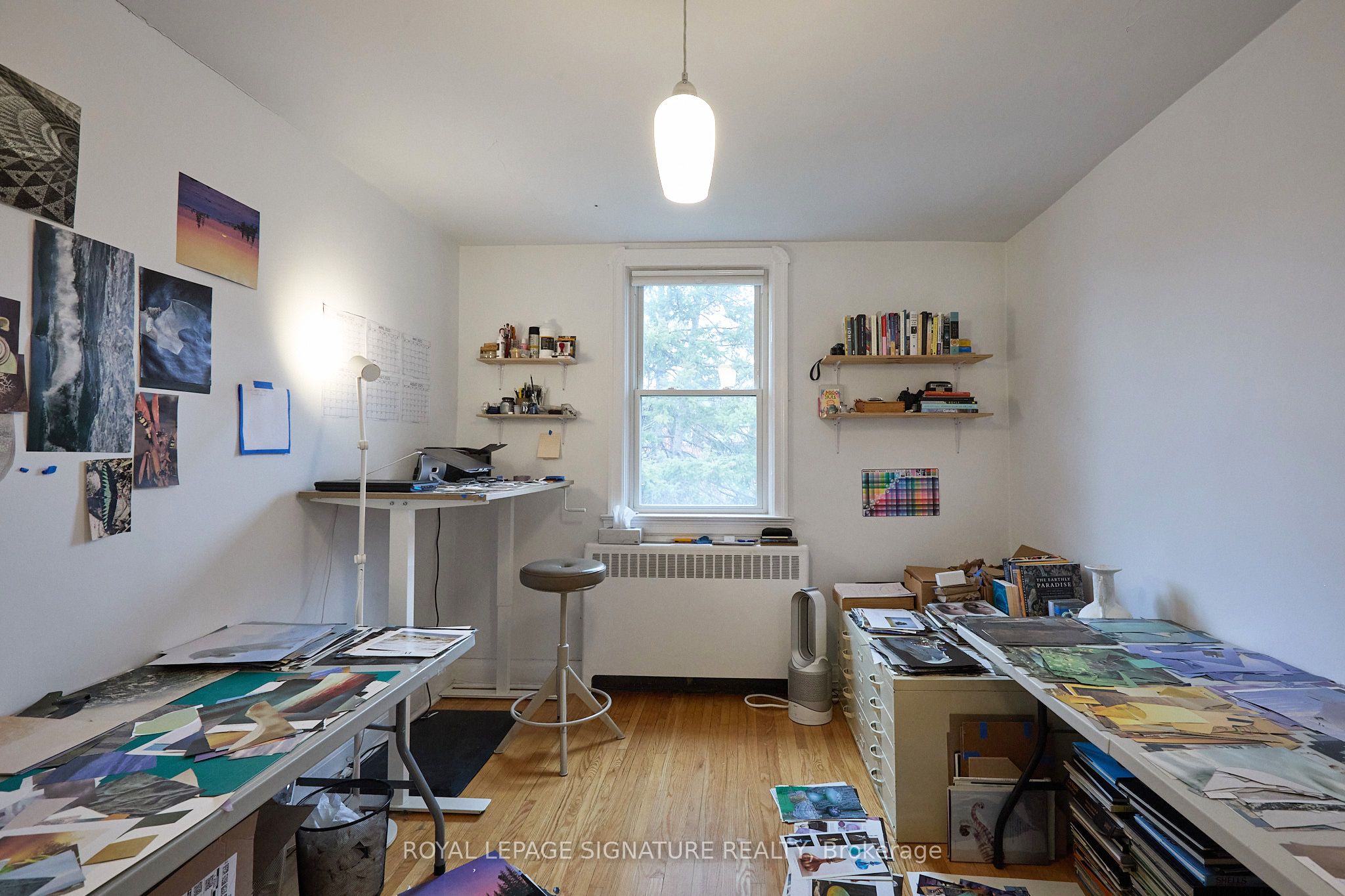 Toronto, ON M6G 2Y3, Canada, 3 Bedrooms Bedrooms, ,1 BathroomBathrooms,Residential,Active,102818