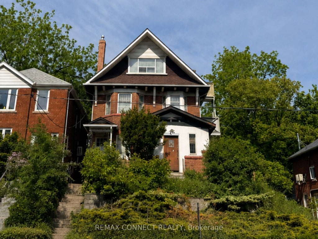 Photo of 115 Parkside Drive, Toronto, ON M6R 2Y8 (MLS # W12551128)