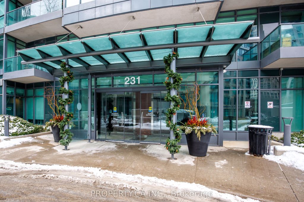 Photo of 231 Fort York Boulevard #223, Toronto, ON M5V 1B2 (MLS # C12815540)