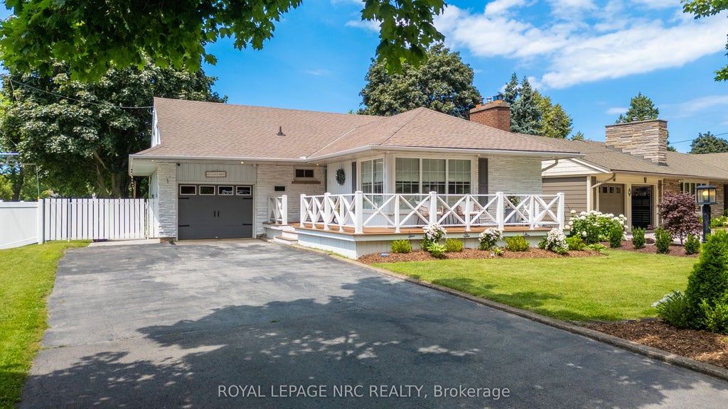 Photo of 1 NANCY Drive, St. Catharines, ON L2M 1Y4 (MLS # X13895360)