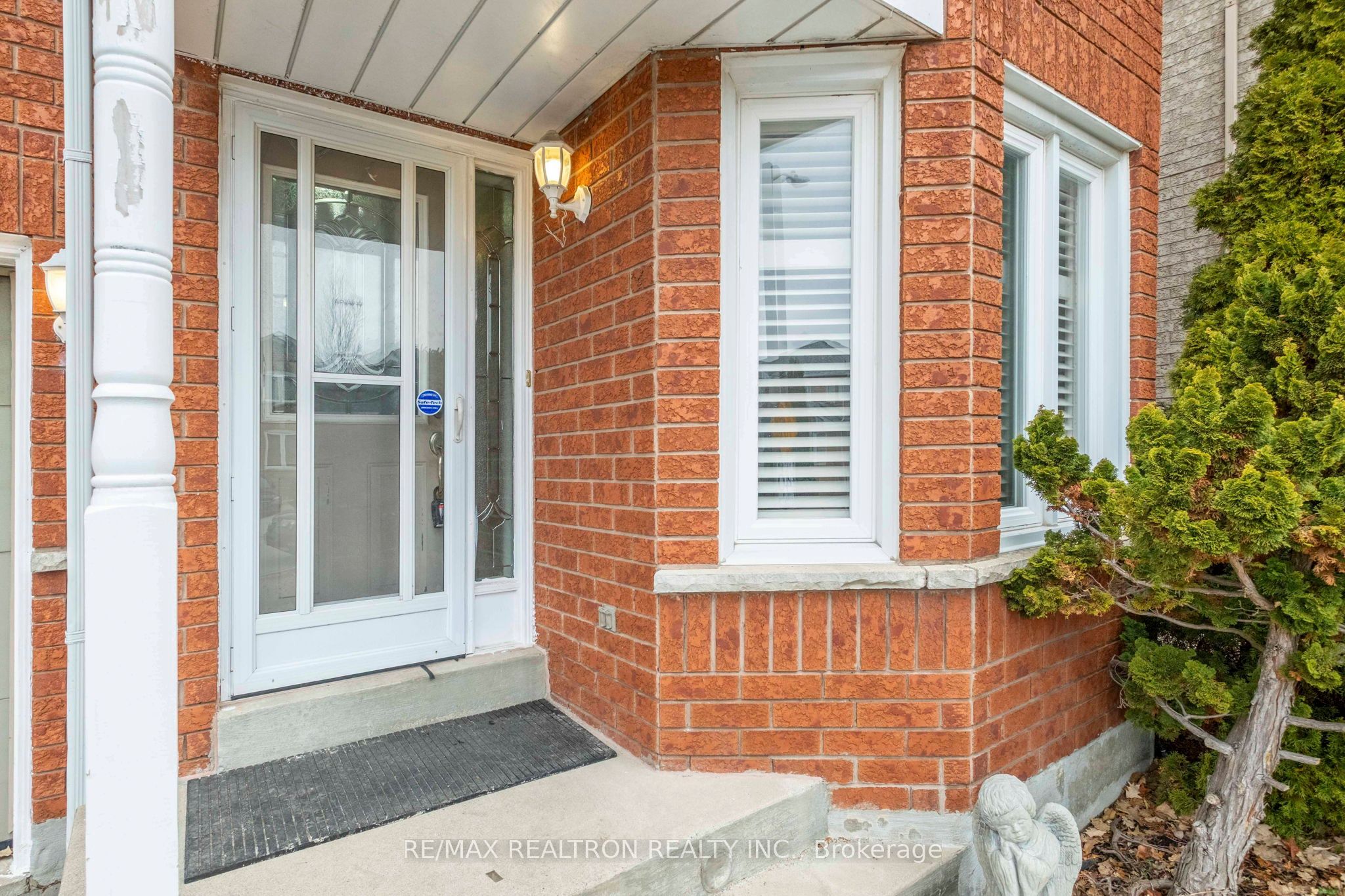 68 Lavender Place