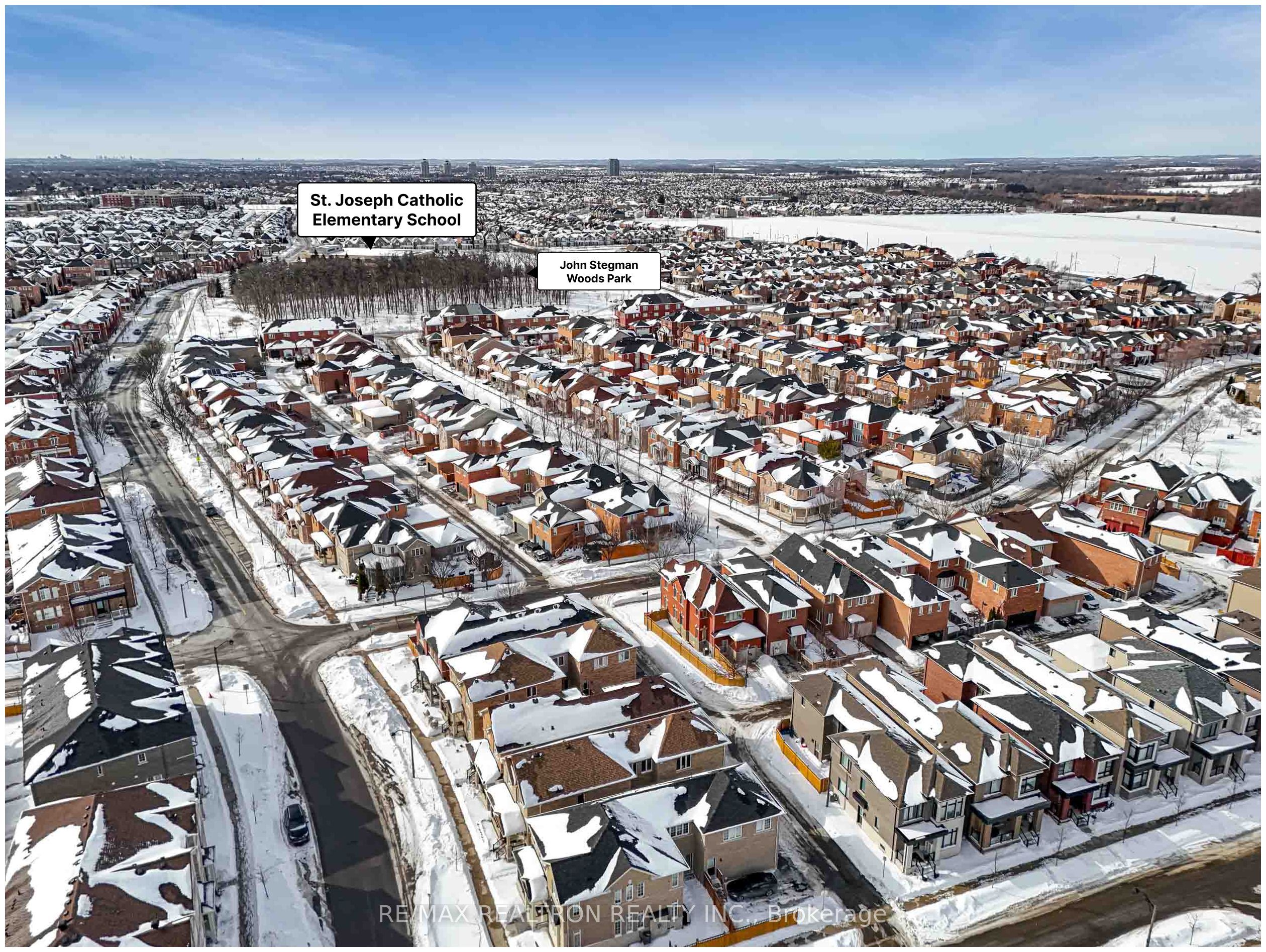 51 Albert Lewis Street