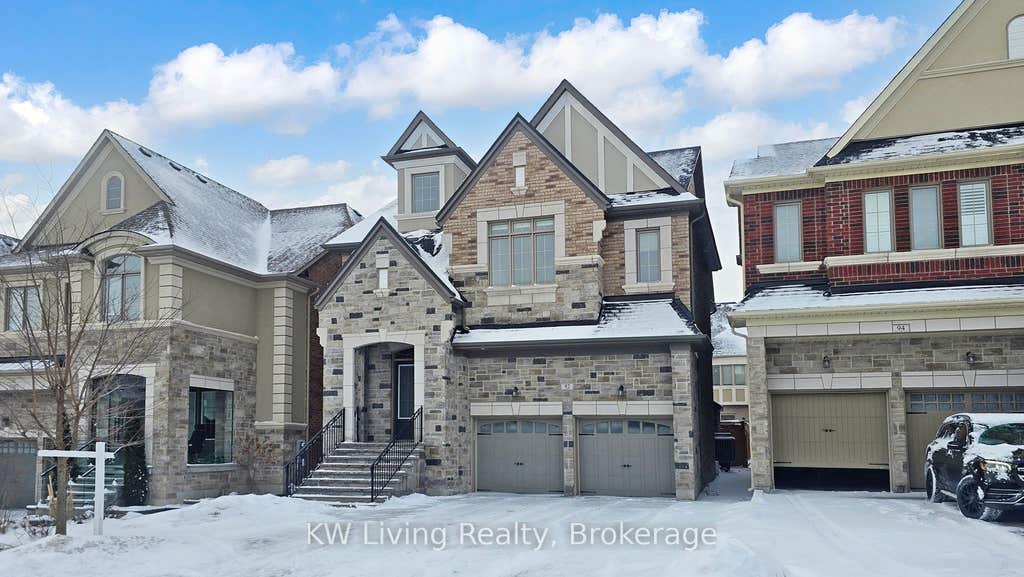 Photo of 92 Giardina Crescent S, Richmond Hill, ON L4B 0G1 (MLS # N13429082)