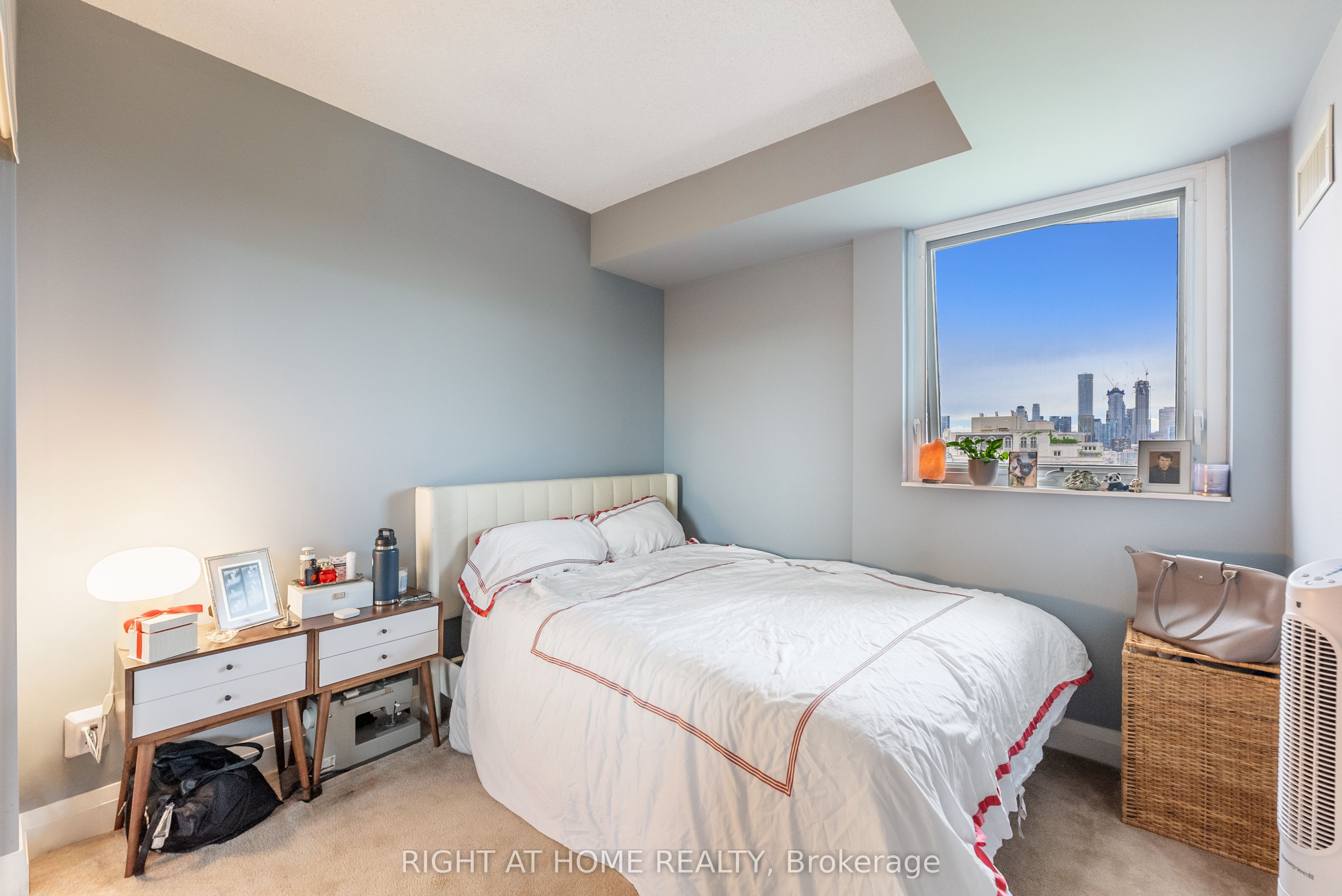 1430 Yonge Street 704