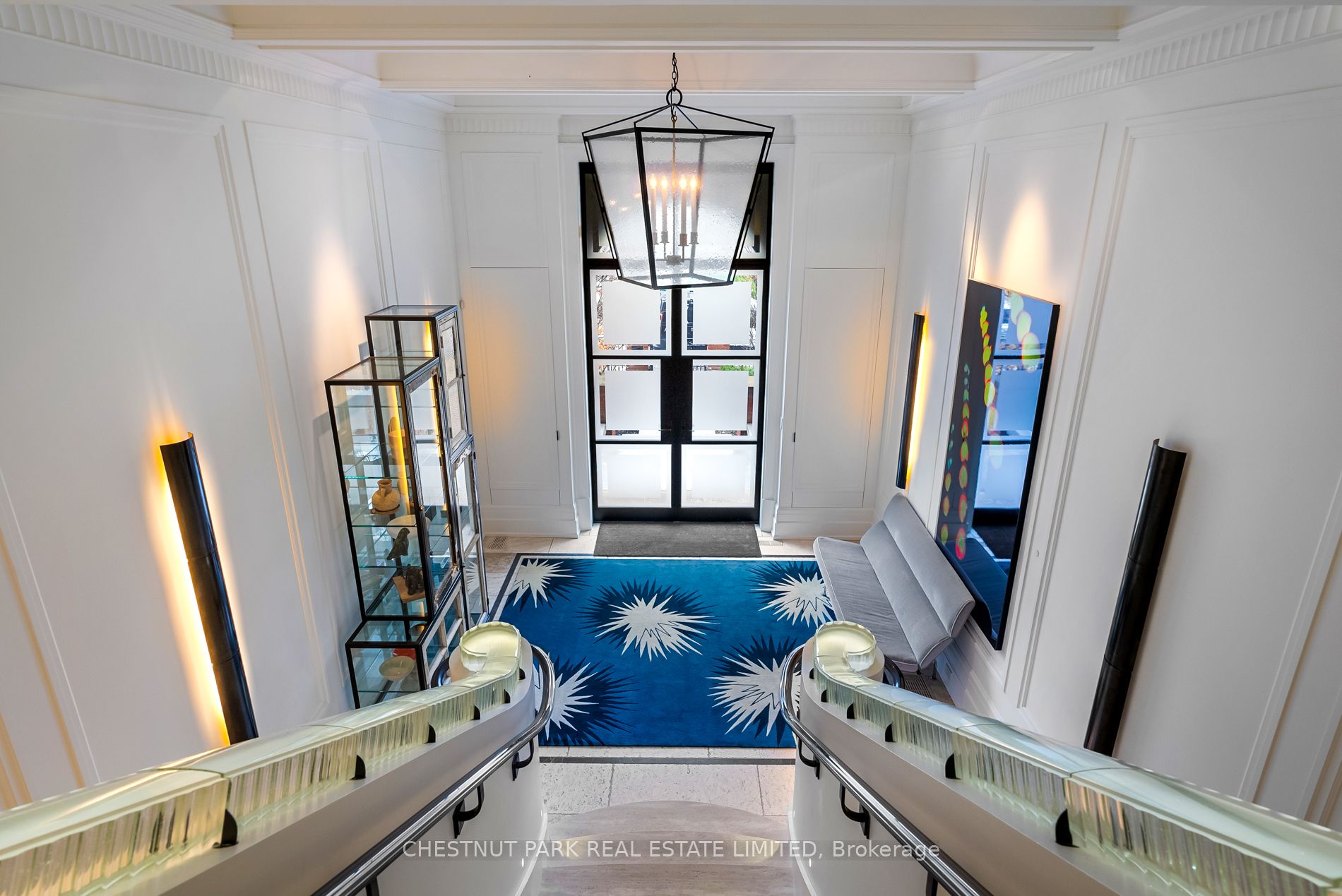 310 Palmerston Boulevard