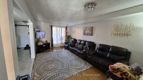 124 Desert Sand Drive Brampton ON L6R 1P9