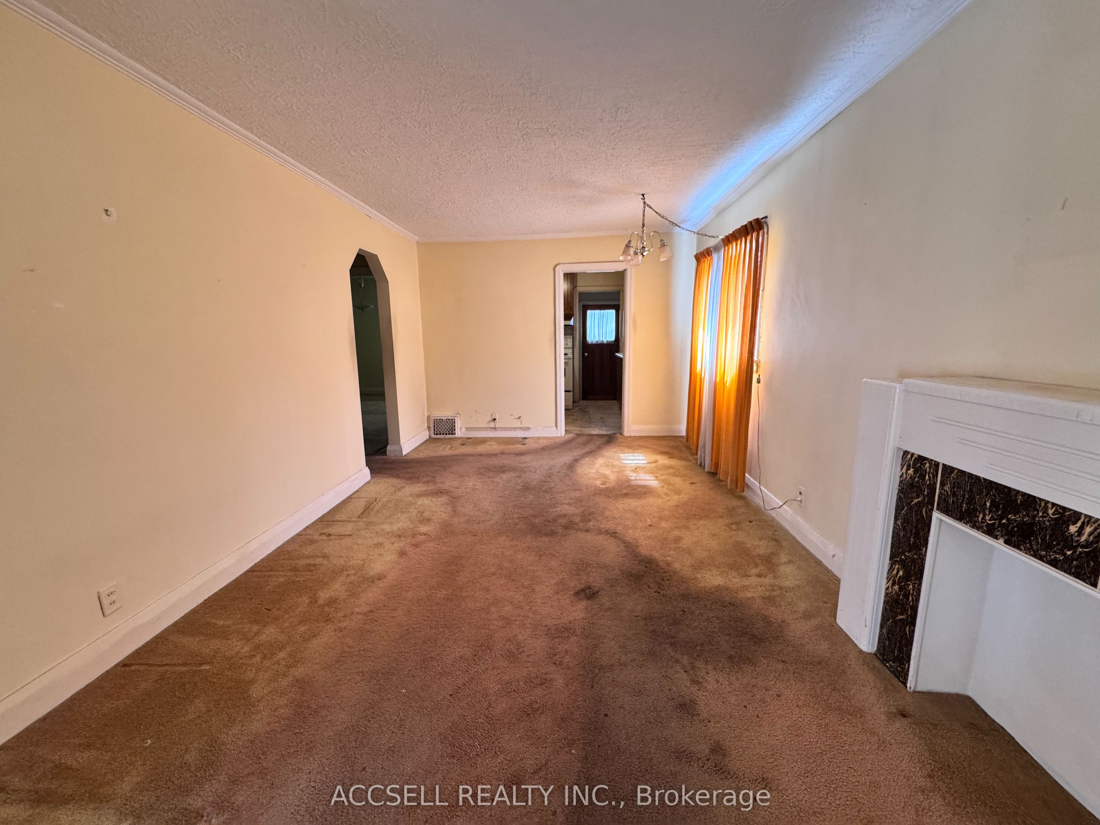 493 Dawes Road