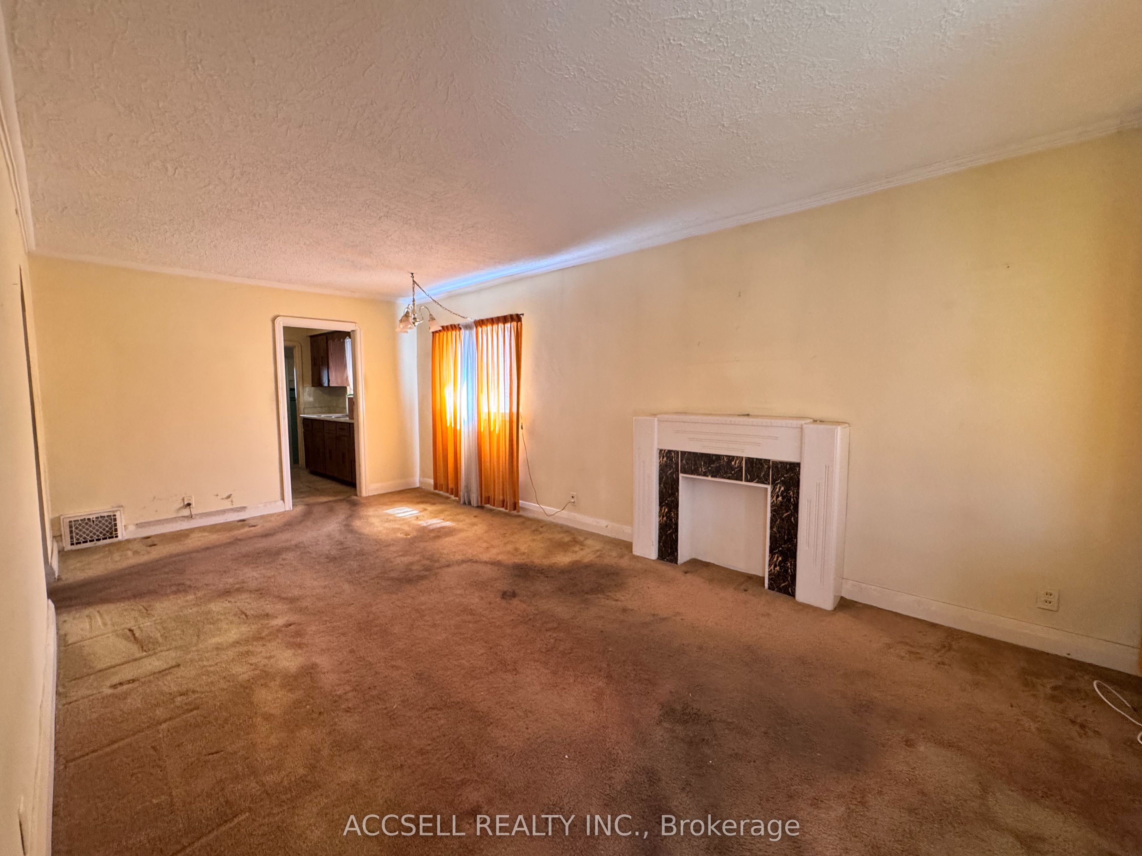 493 Dawes Road