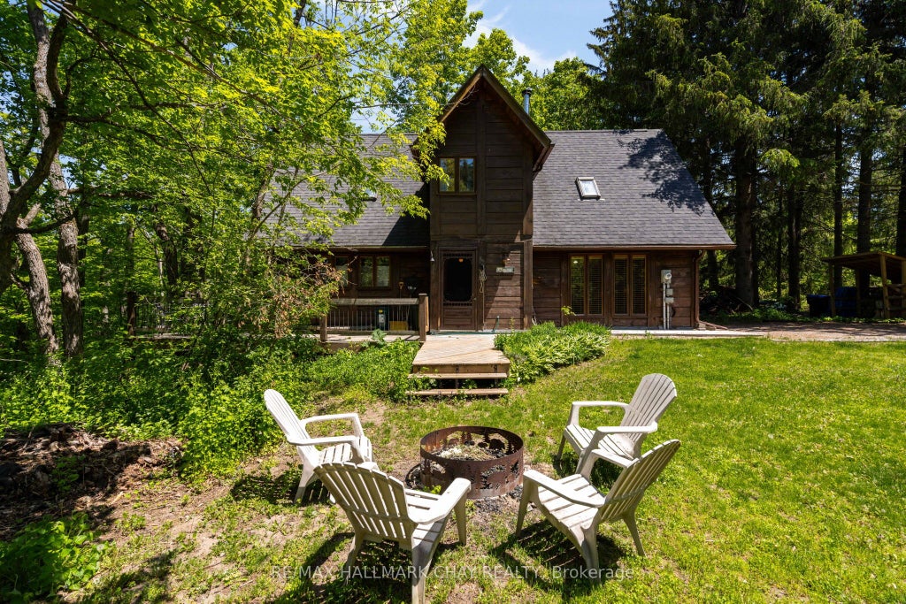 Photo of 47 Cathedral Pines Road, Oro-Medonte, ON L4M 4Y8 (MLS # S13767640)