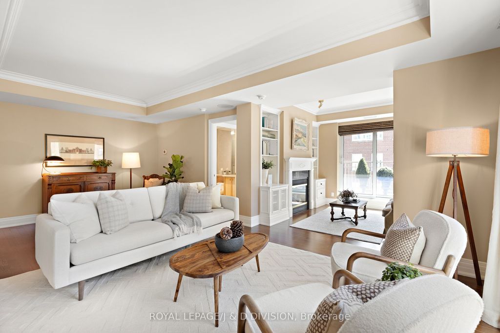 Photo of 33 Delisle Avenue #303, Toronto, ON M4V 3C7 (MLS # C12437029)