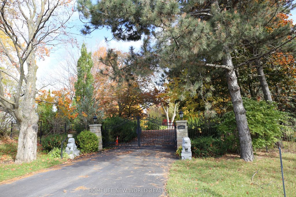 Photo of 13867 Woodbine Avenue, Whitchurch-Stouffville, ON L4A 2G1 (MLS # N12644934)