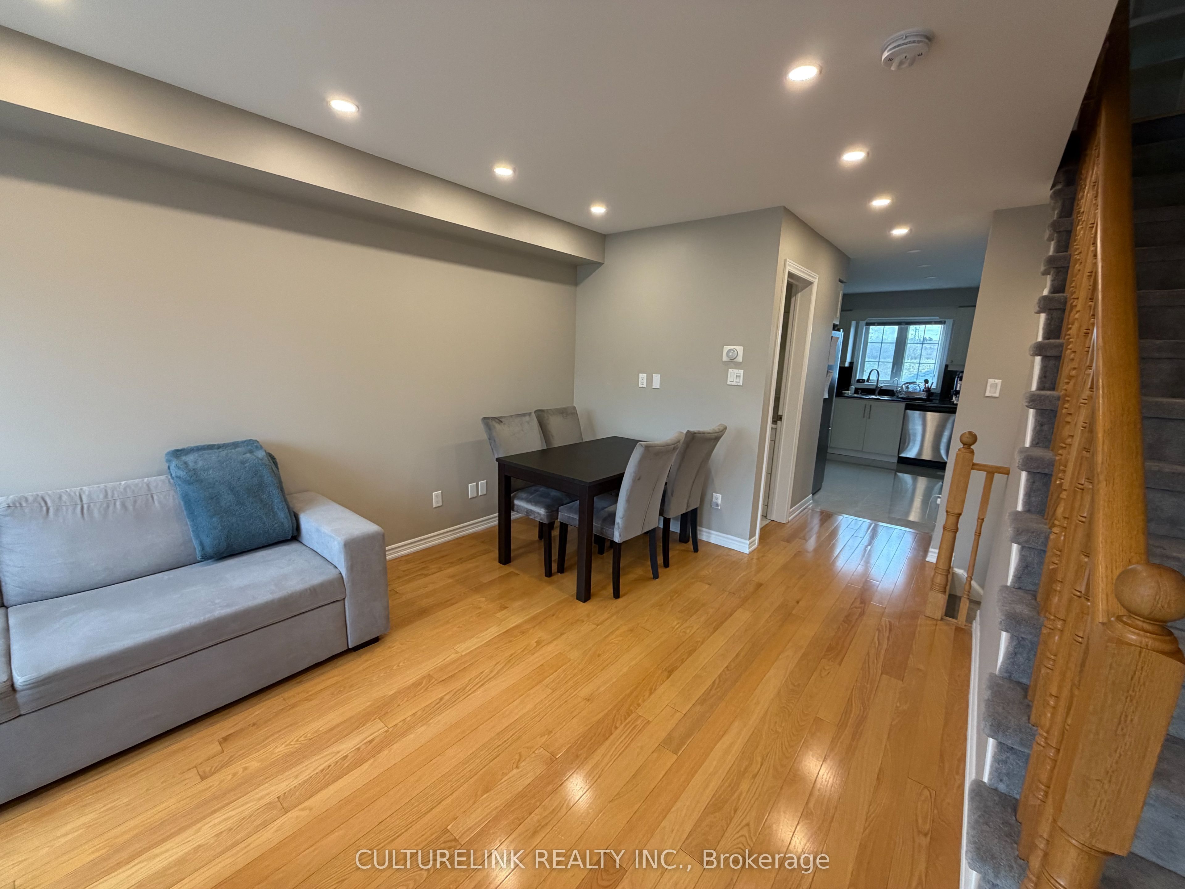 345 Caboto Trail