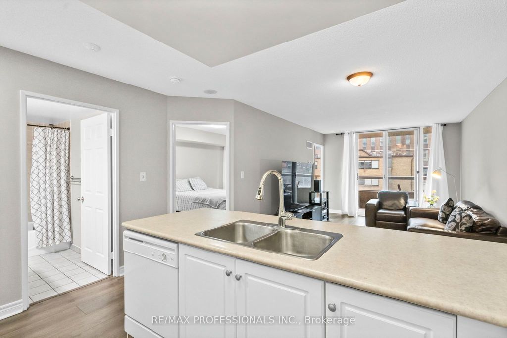 Photo of 43 Eglinton Avenue E #608, Toronto, ON M4P 1A2 (MLS # C12864288)