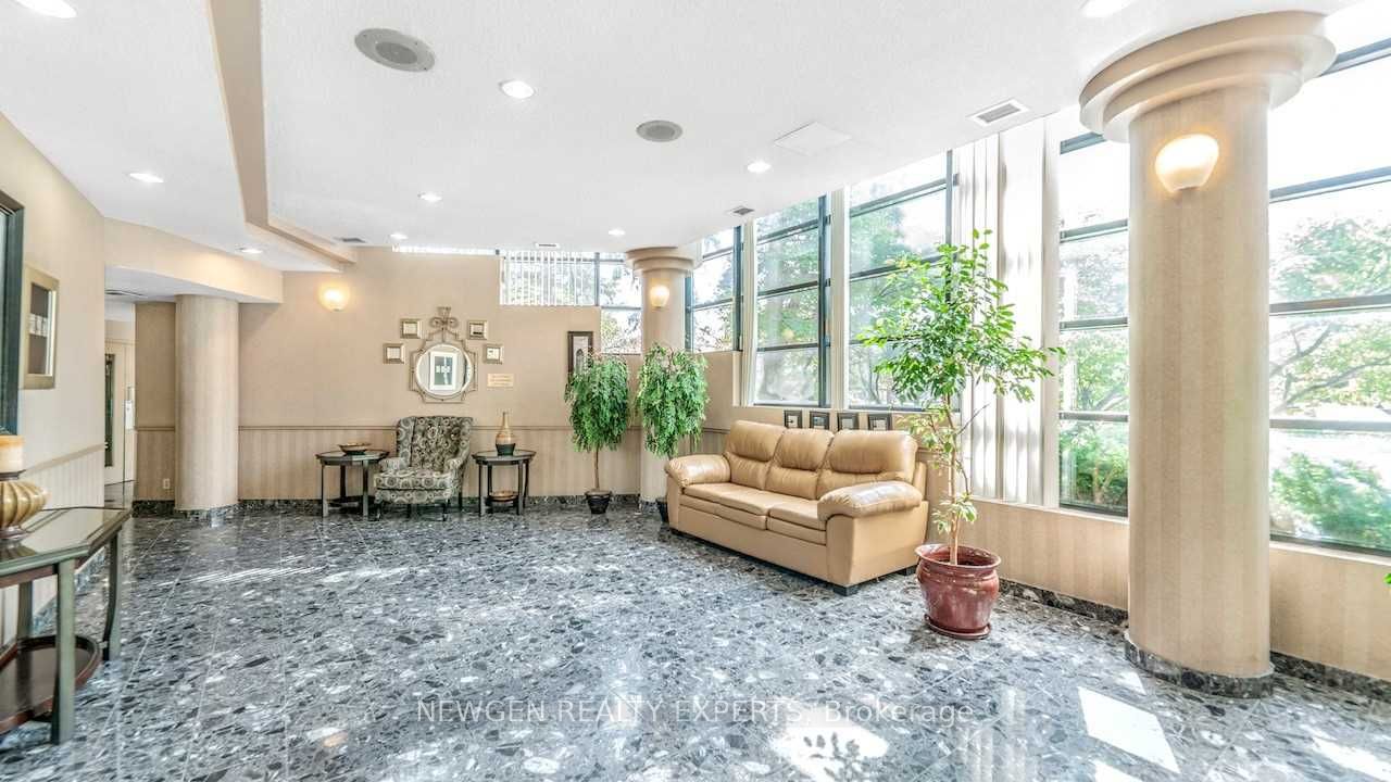 35 Trailwood Drive 312
