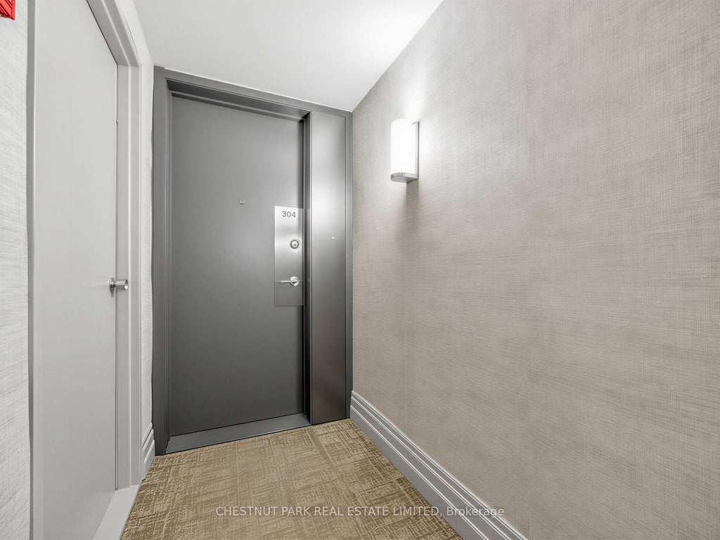 Photo of 625 Avenue Road #304, Toronto, ON M4V 2K7 (MLS # C13612242)