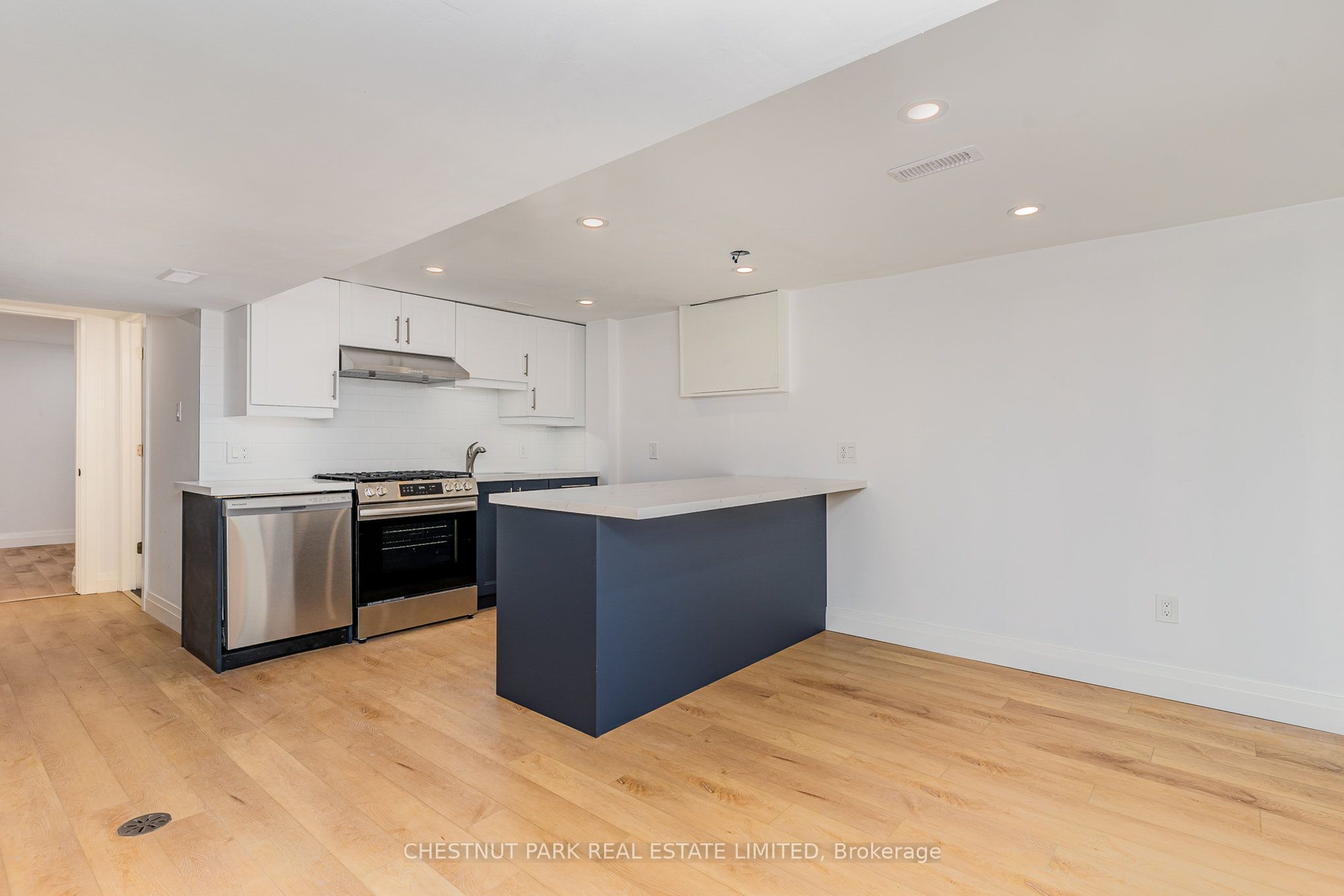 901 Manning Avenue Lower