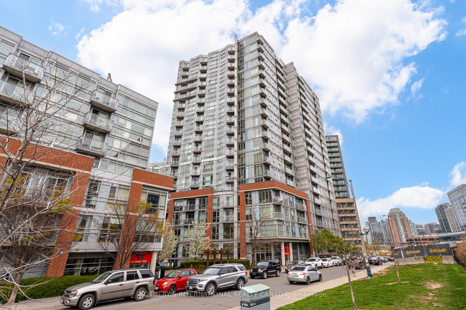 150 Sudbury Street 916
