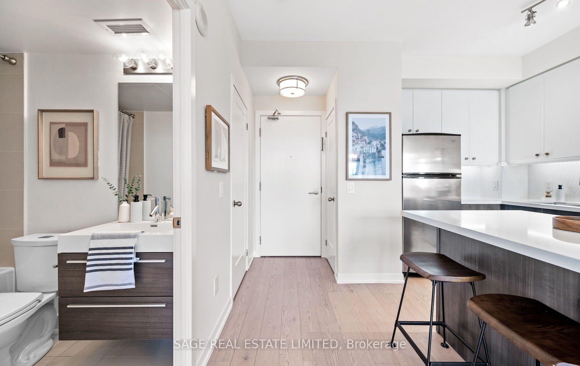 8 Fieldway Road 525
