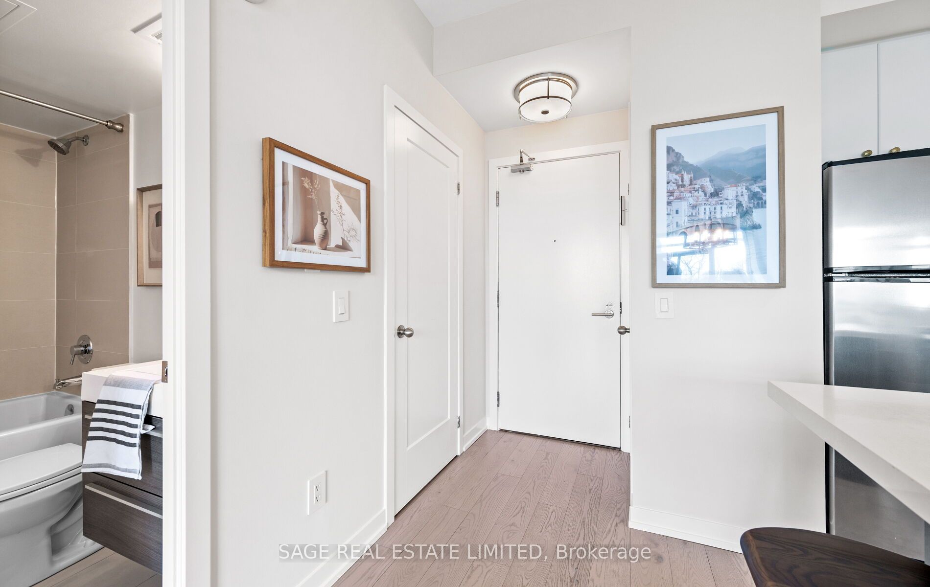 8 Fieldway Road 525