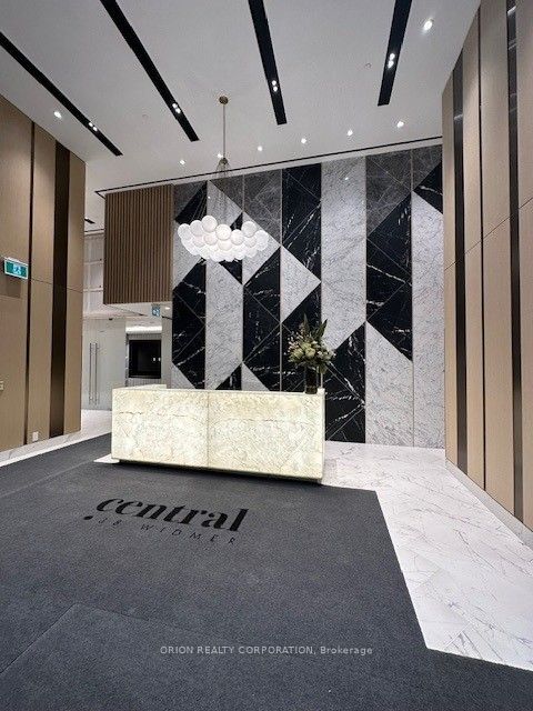 38 Widmer Street E 1008 Toronto ON M5V 0P7