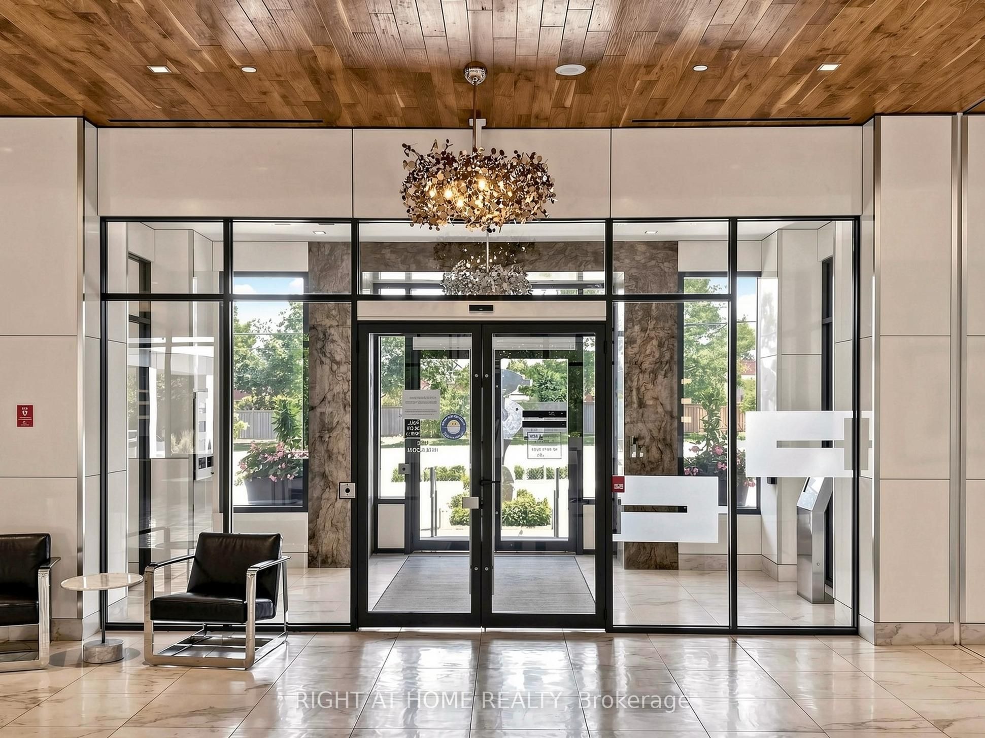 7890 Bathurst Street 2508