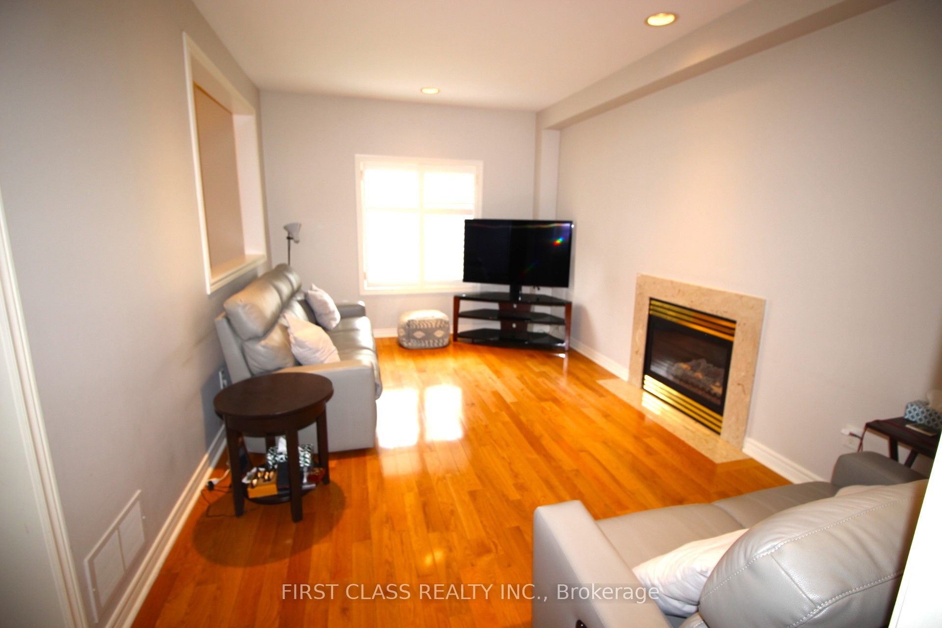 51 Sunnyside Drive