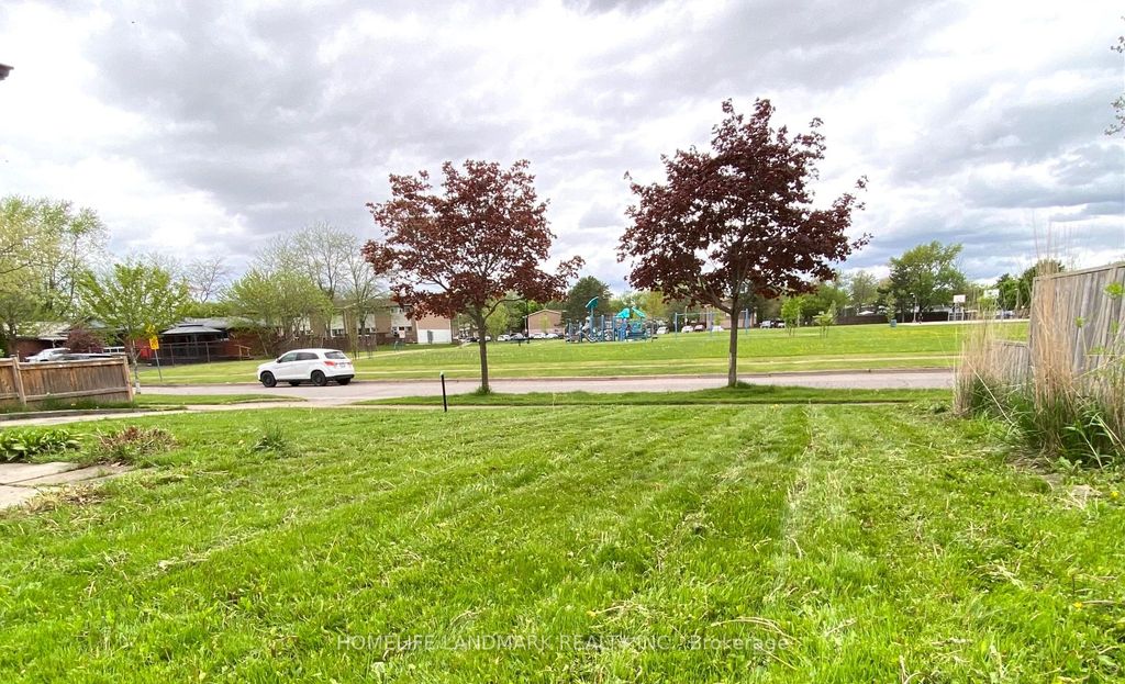 Photo of 6986 Centennial Street, Niagara Falls, ON L2G 2Z1 (MLS # X12988952)