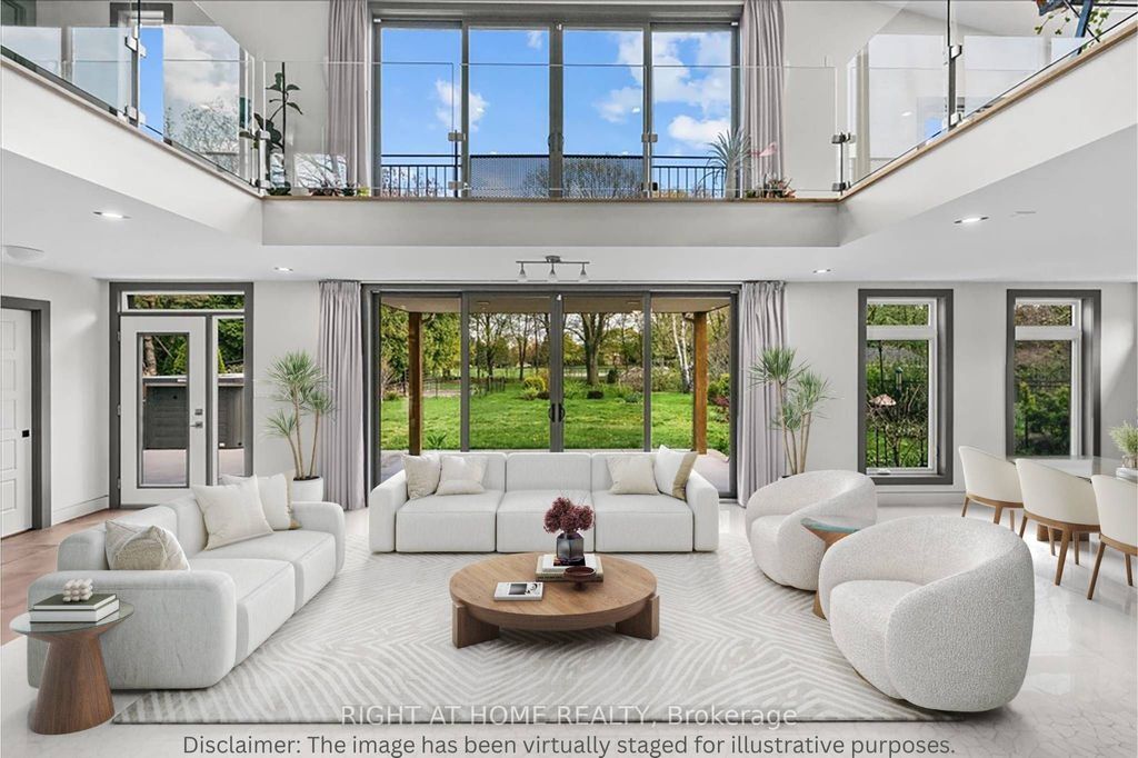 Photo of 704 Cedar Avenue, Burlington, ON L7T 2R7 (MLS # W12594694)