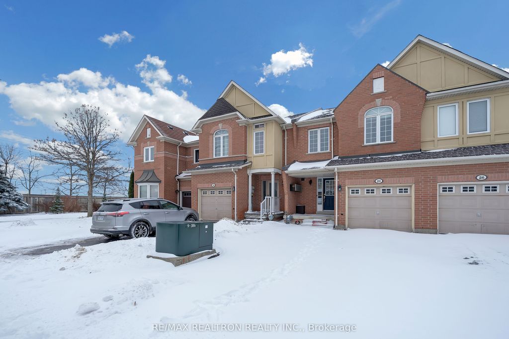 Photo of 28 Daniel Reaman Crescent, Vaughan, ON L4J 8V1 (MLS # N12651290)