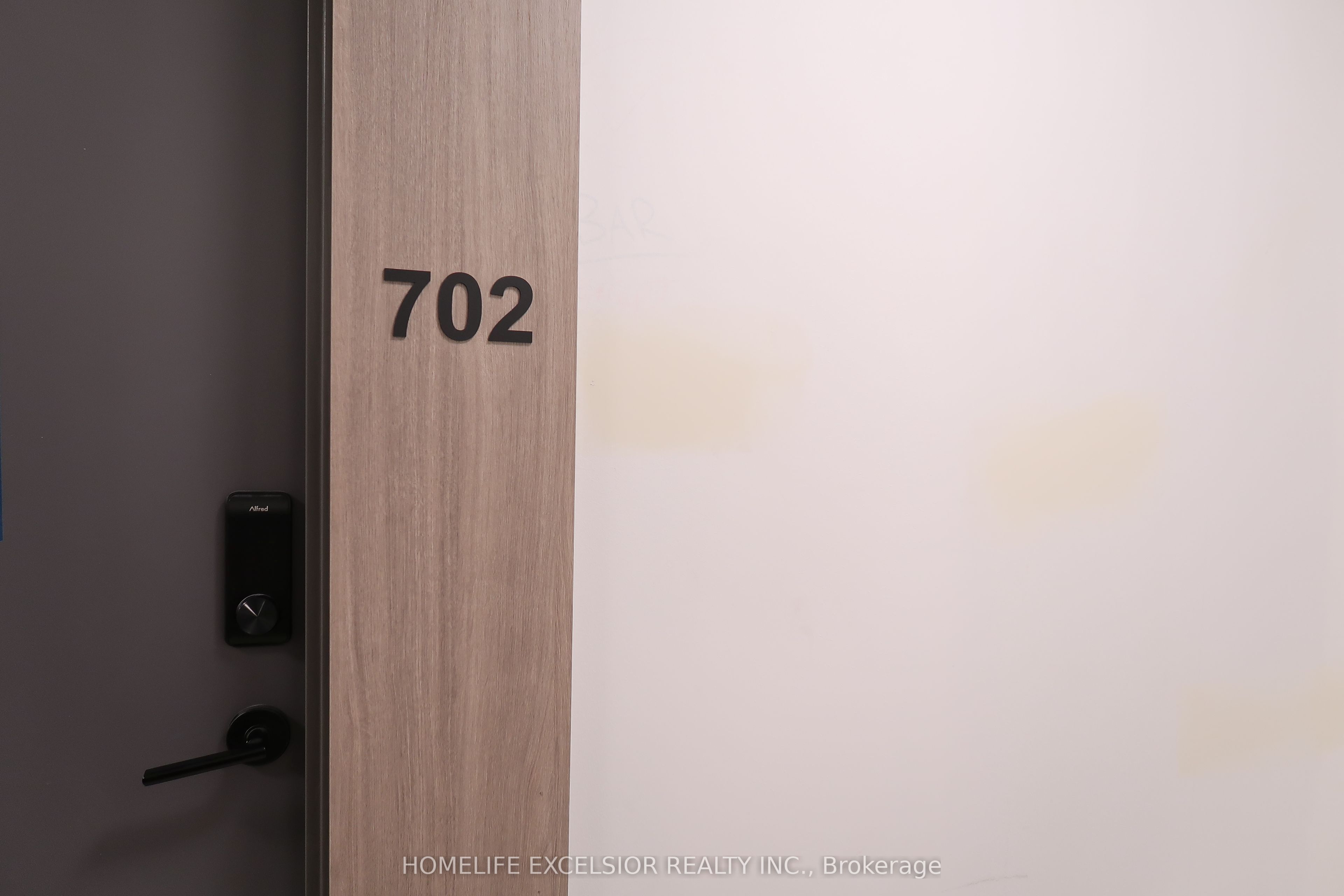 9763 Markham Road A702