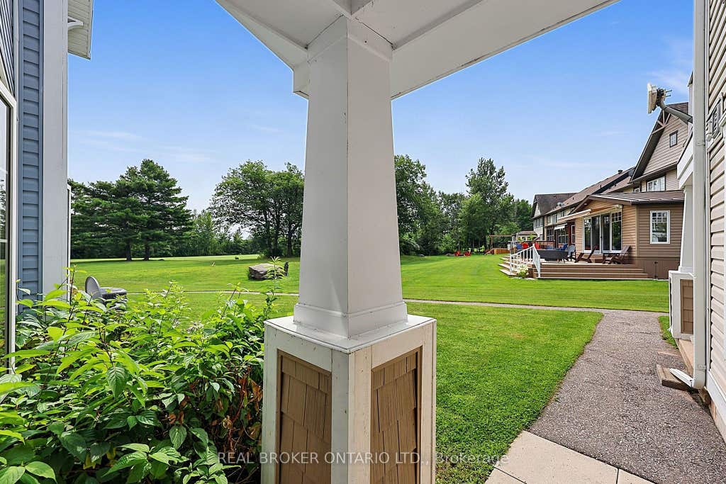 Photo of 11 Carnoustie Lane, Georgian Bay, ON L0K 1S0 (MLS # X13660580)