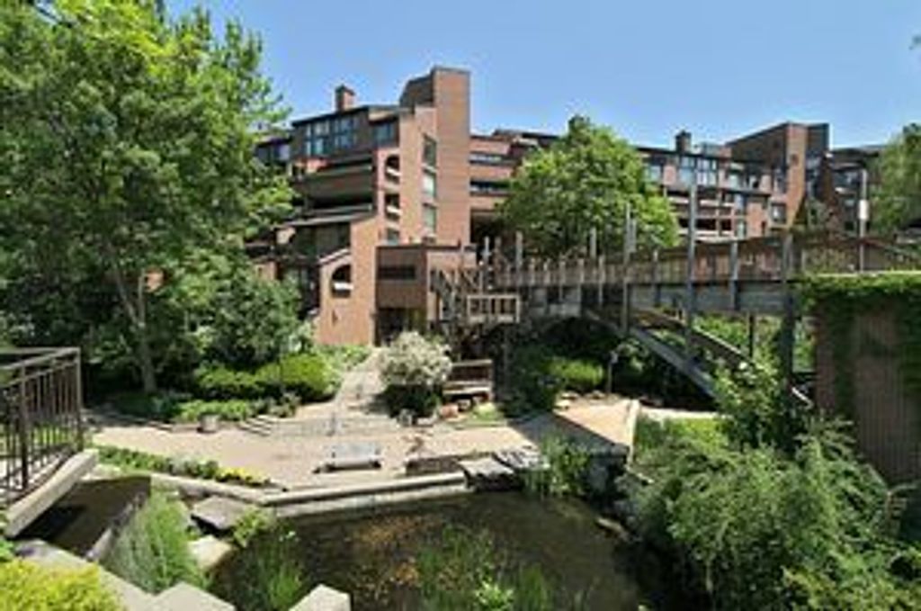 Photo of 40 Sylvan Valleyway N/A #503, Toronto, ON M5M 4M3 (MLS # C12763382)