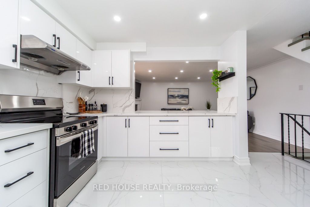 Photo of 87 Irwin Road #2, Toronto, ON M9W 5W1 (MLS # W12627494)