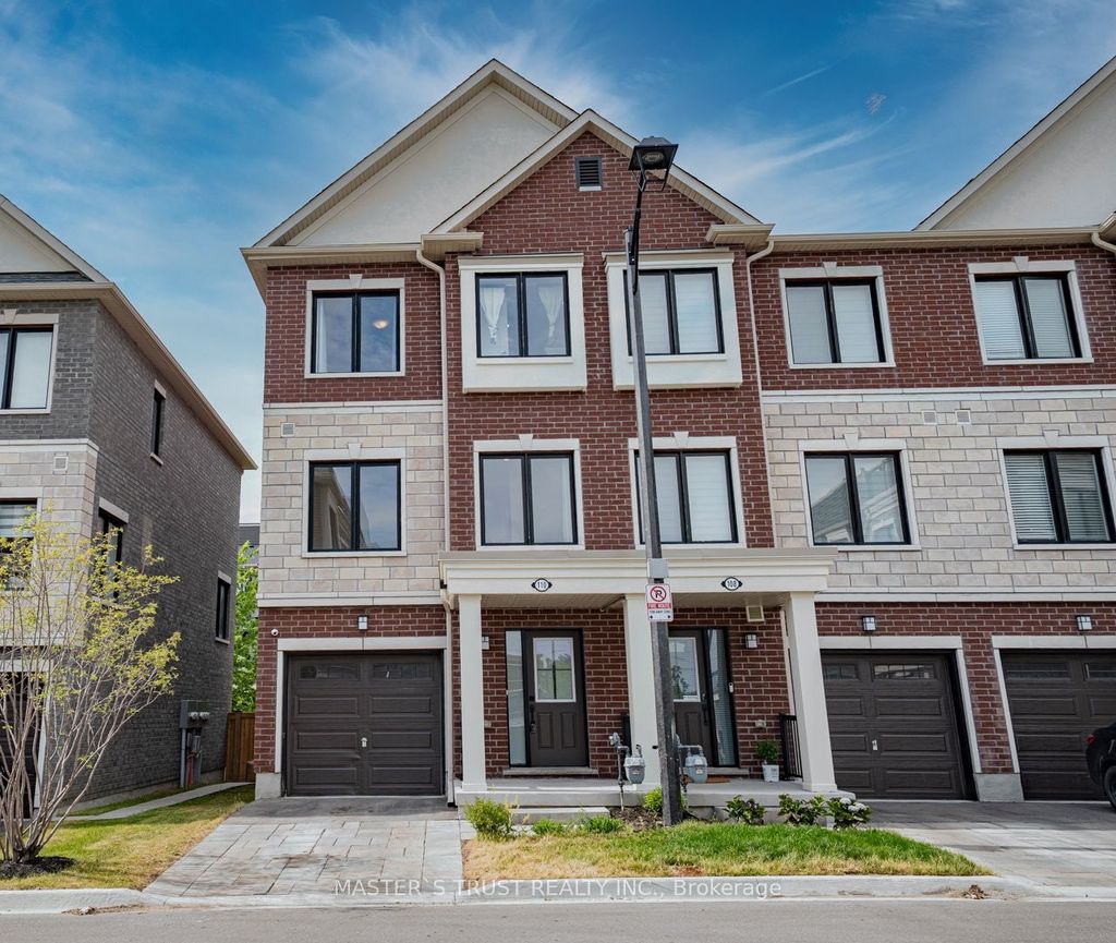 Photo of 110 Covington Crescent, Whitchurch-Stouffville, ON L4A 4W8 (MLS # N13428956)
