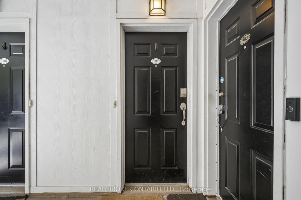 Photo of 18 Laidlaw Street #1011, Toronto, ON M6K 1X2 (MLS # W13047108)