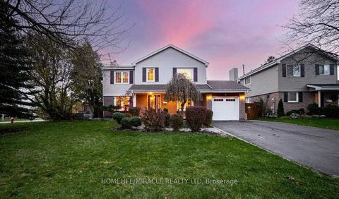 2 Cantrill Court Brampton ON L6Z 1A3