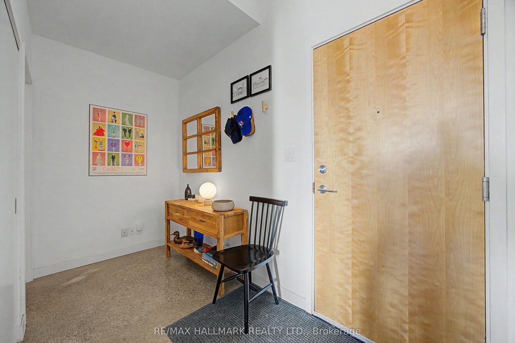 Photo of 510 KING Street E #819, Toronto, ON M5A 1M1 (MLS # C13009038)