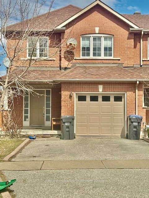 6099 Rowers Crescent Mississauga ON L5V 3A2