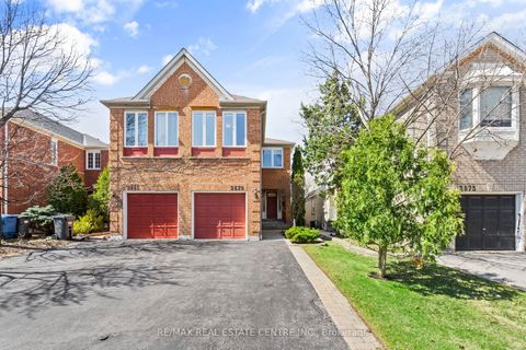 2879 Westbury Court Mississauga ON L5M 6B3