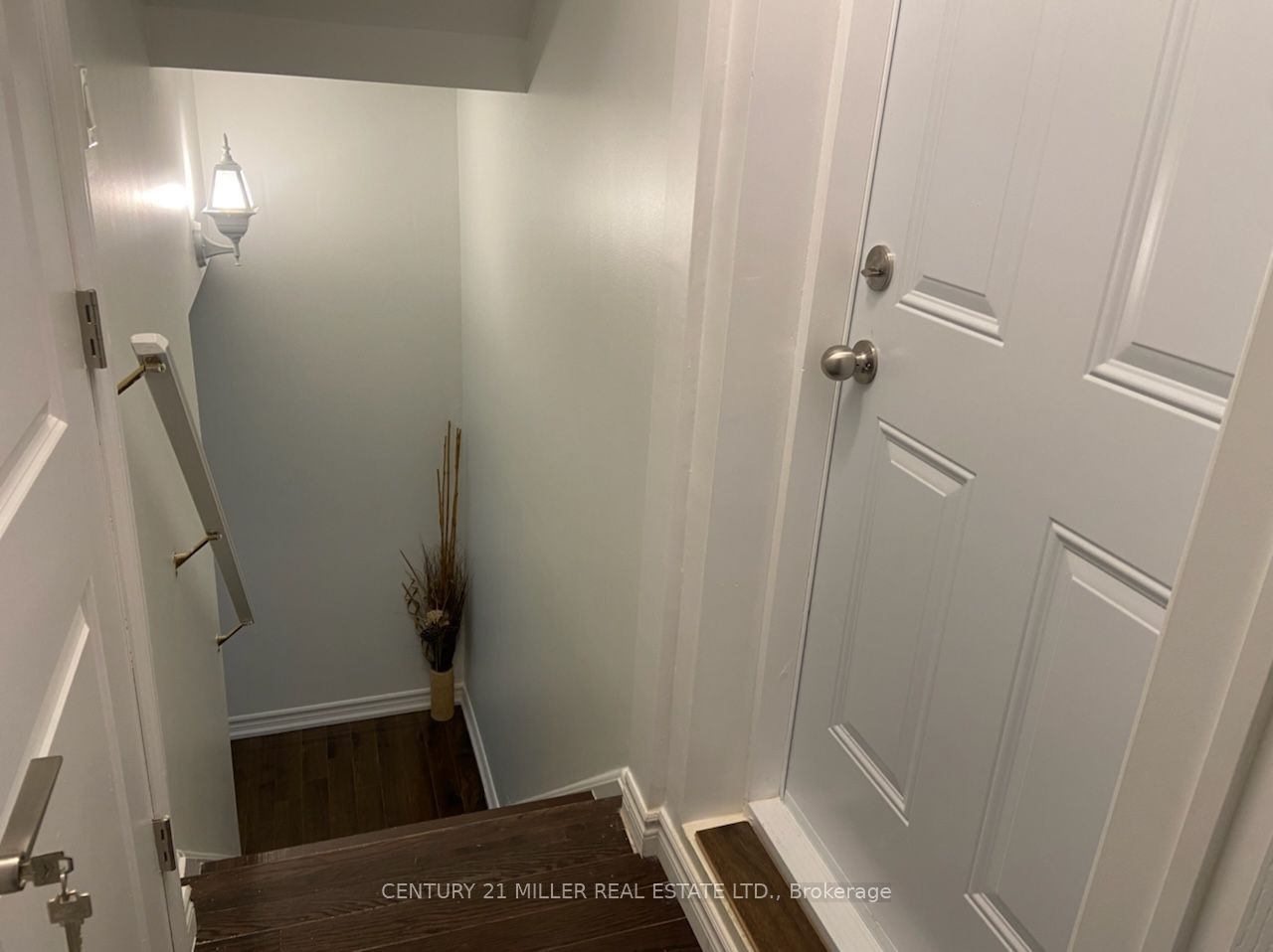 2447 PINE GLEN Road Lower Level