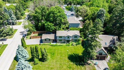 1587 Stavebank Road Mississauga ON L5G 2V6