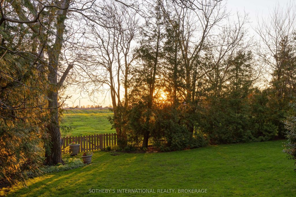 Photo of 15906 Niagara Parkway, Niagara-on-the-Lake, ON L0S 1J0 (MLS # X13125930)